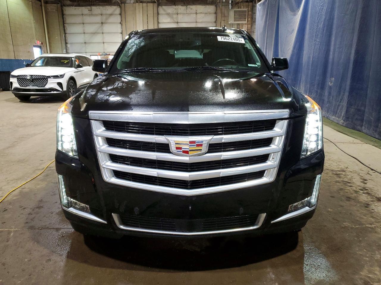 2015 Cadillac Escalade Luxury