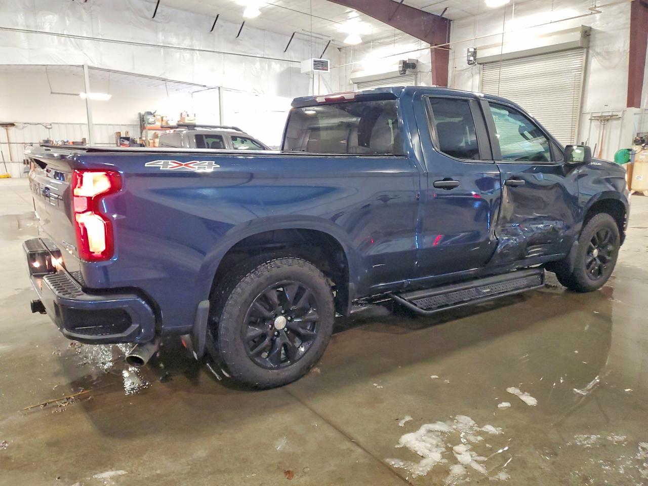 2021 Chevrolet Silverado K1500 Custom