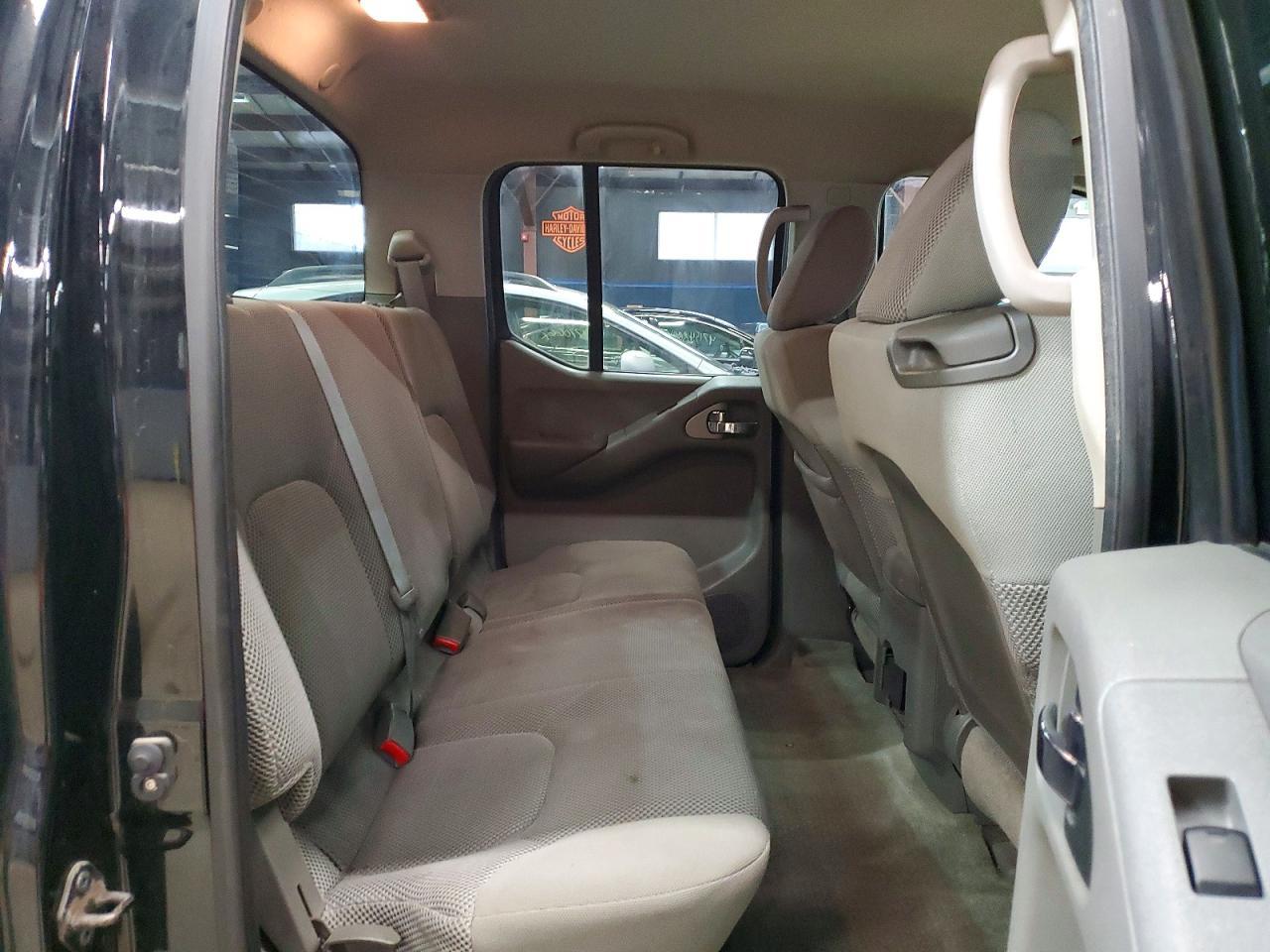 2012 Nissan Frontier S