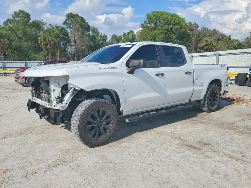 2020 Chevrolet Silverado K1500 Custom