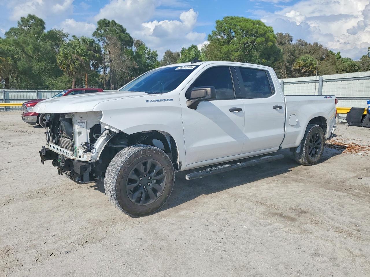 2020 Chevrolet Silverado K1500 Custom