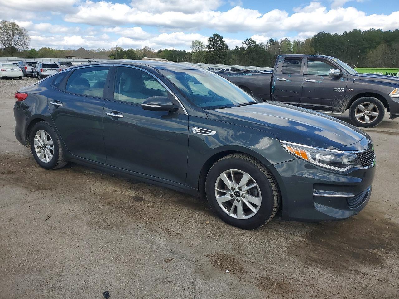 2016 KIA Optima lx
