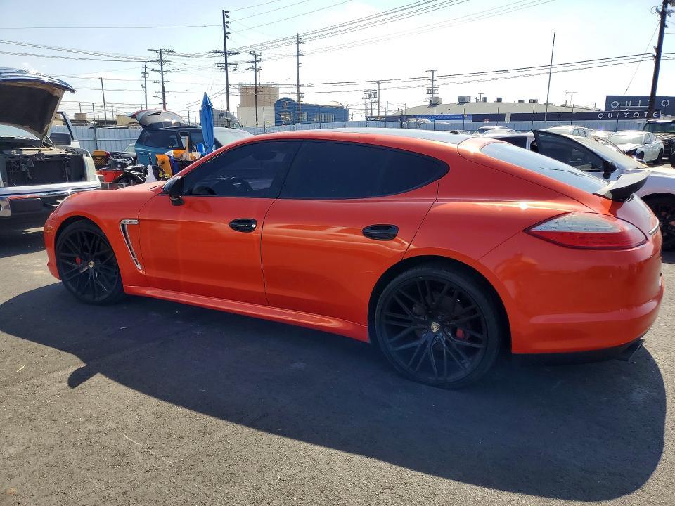 2013 Porsche Panamera 2