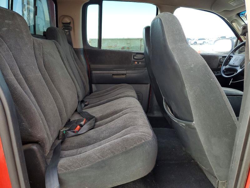 2001 Dodge Dakota Quattro