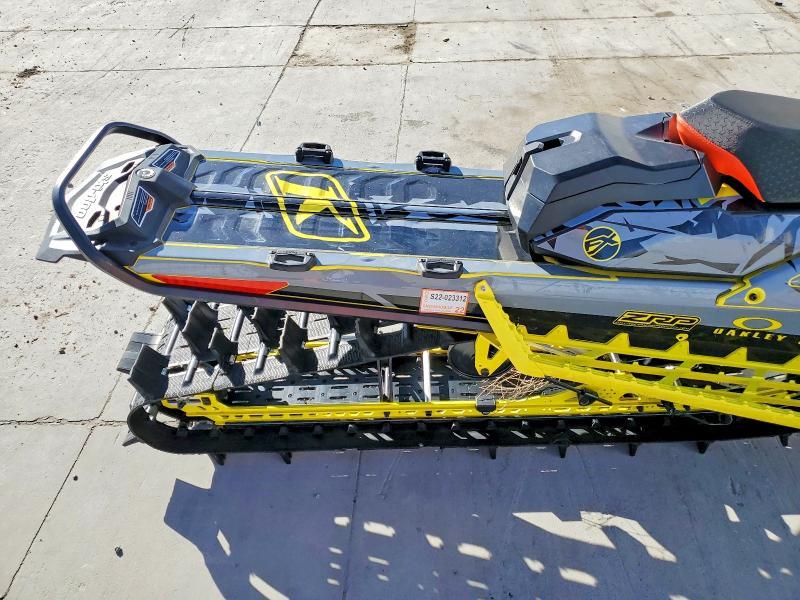 2020 Skidoo Summit X Expert