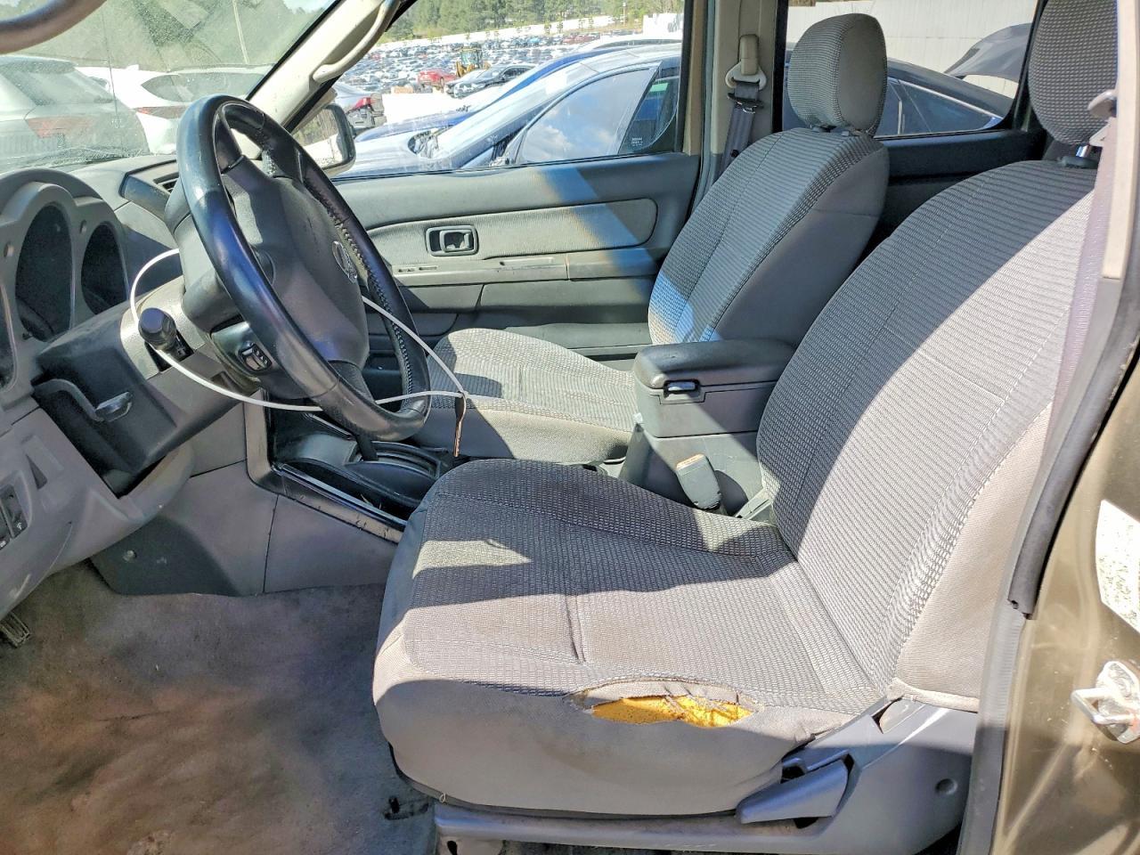 2002 Nissan Frontier XE-V6