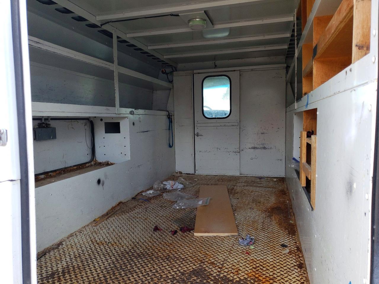 2008 Ford E350 Utility / Service Truck