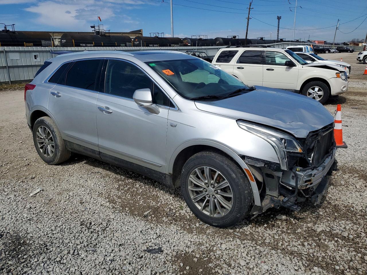 2017 Cadillac XT5 Luxury