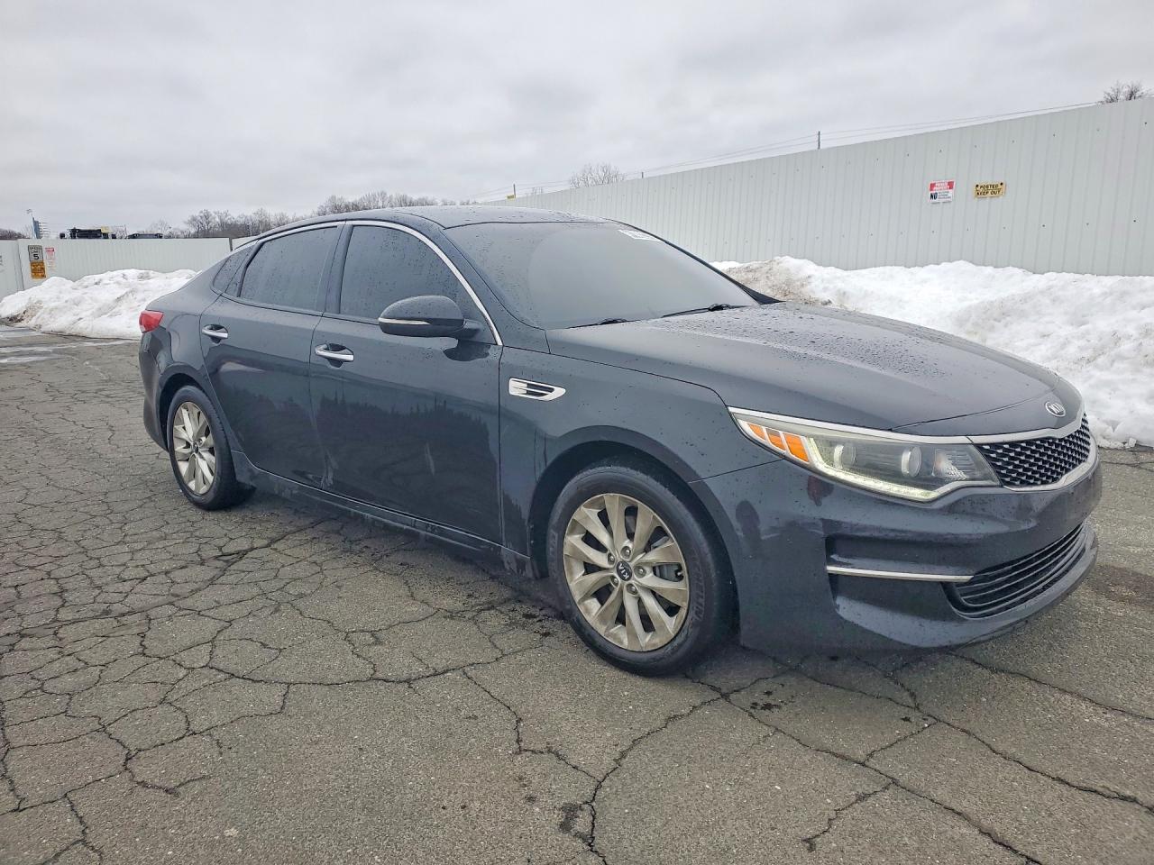 2016 KIA Optima ex