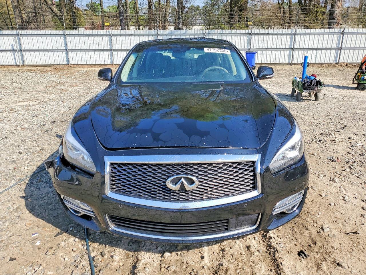 2015 Infiniti Q70 3.7
