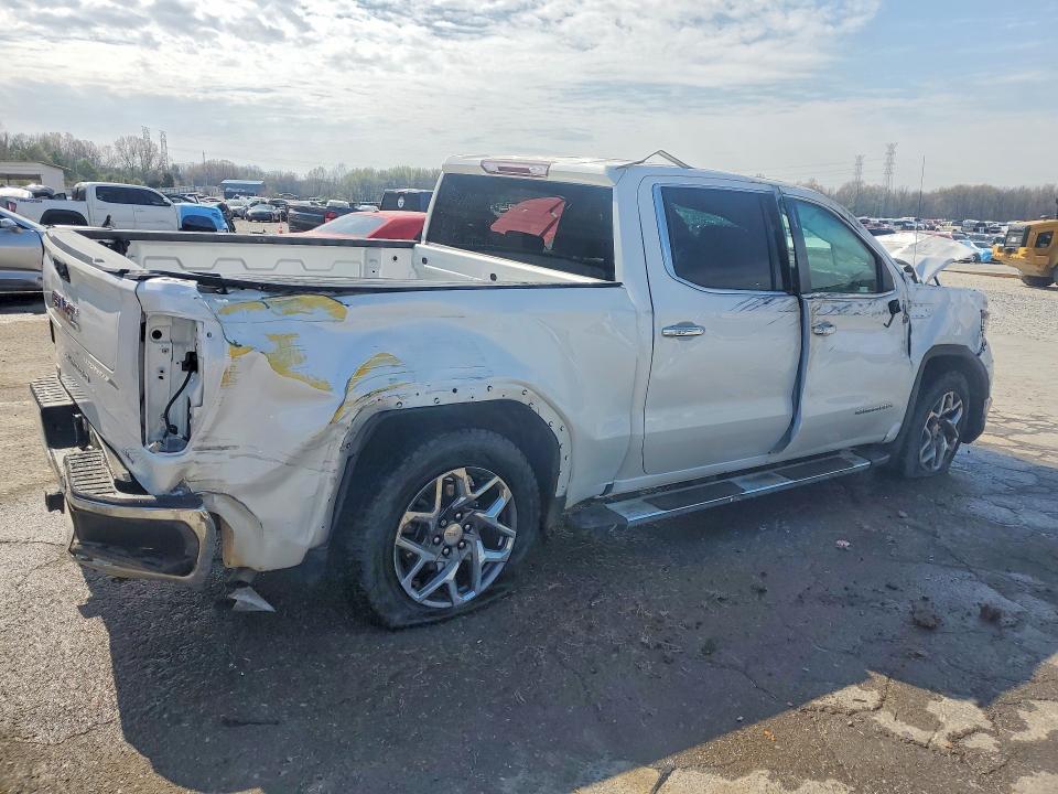 2024 GMC Sierra C1500 SLT