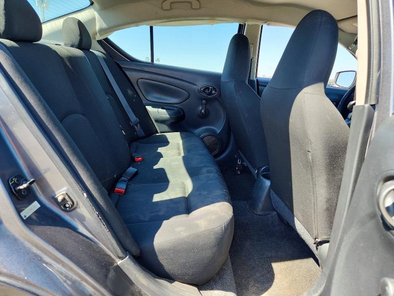 2017 Nissan Versa 1.6 s Plus