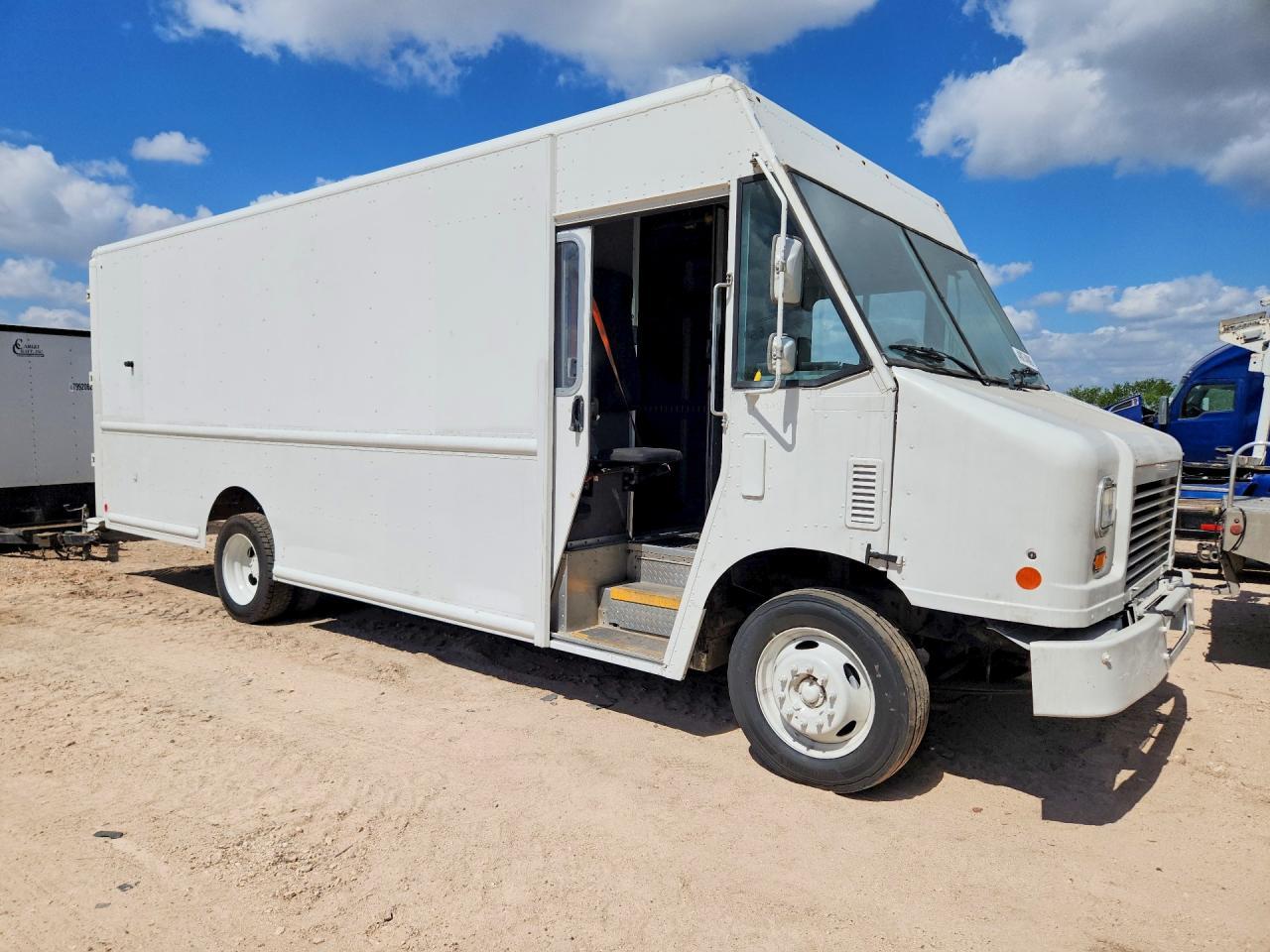 2013 Ford F59 Delivery Truck
