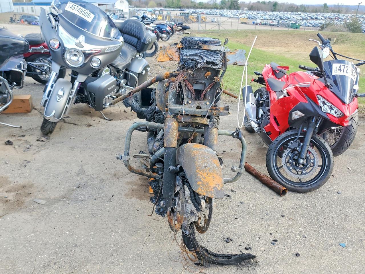 2017 Harley-Davidson Fltrxs Road Glide Special