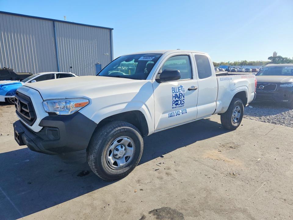 2022 Toyota Tacoma sr