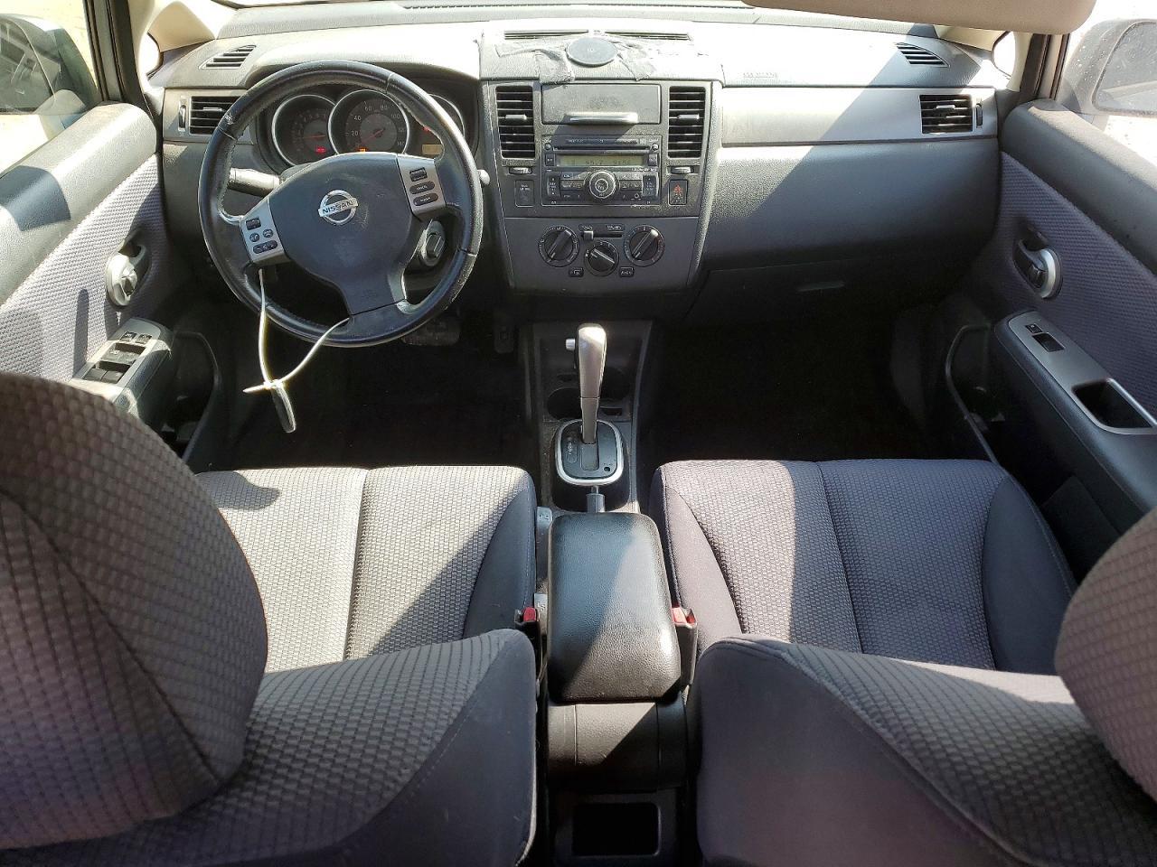 2007 Niss Versa