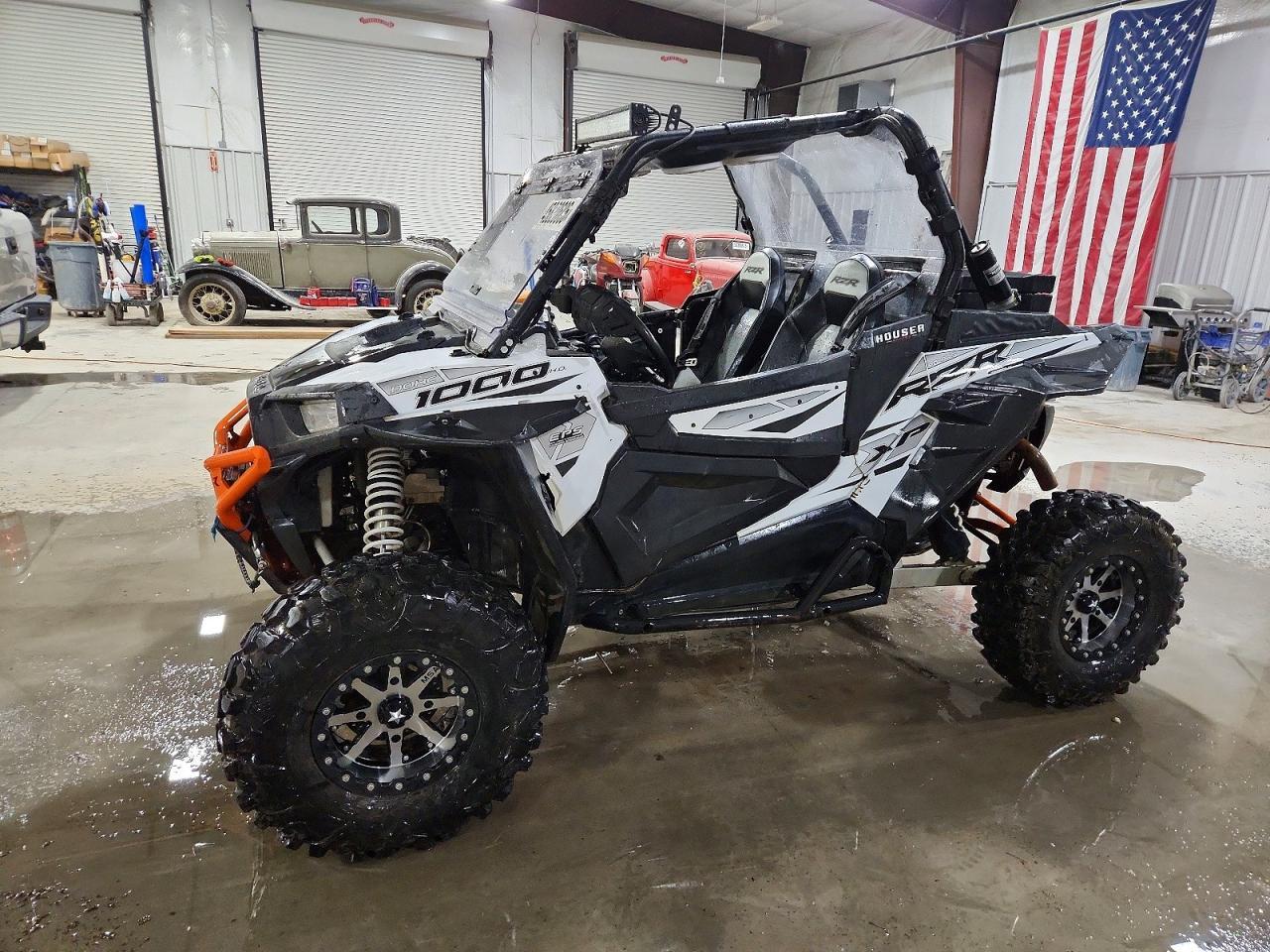 2015 Polaris RZR 1000 XP Utility Vehicle