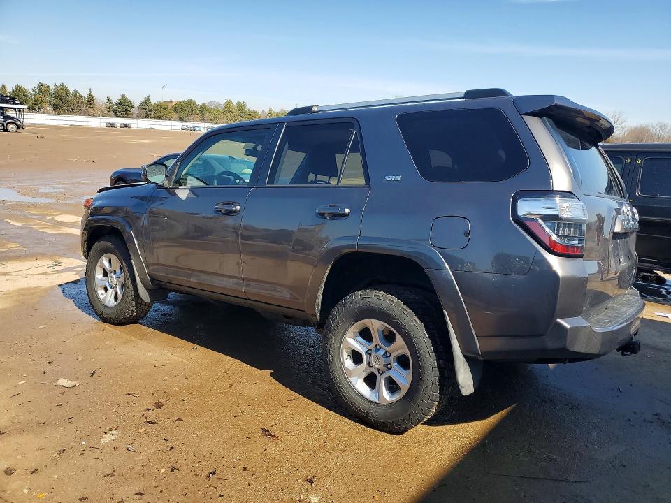 2019 Toyota 4runner SR5