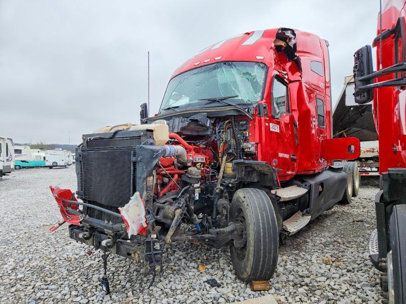 2022 Kenworth T680 Semi Truck