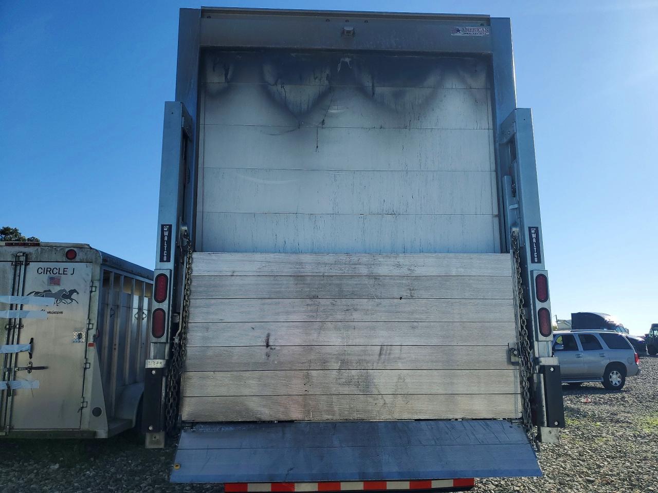 2024 Peterbilt 536 Refrigerated BOX Truck