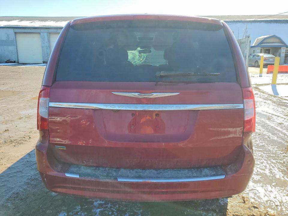 2013 Chrysler Town & Country Touring