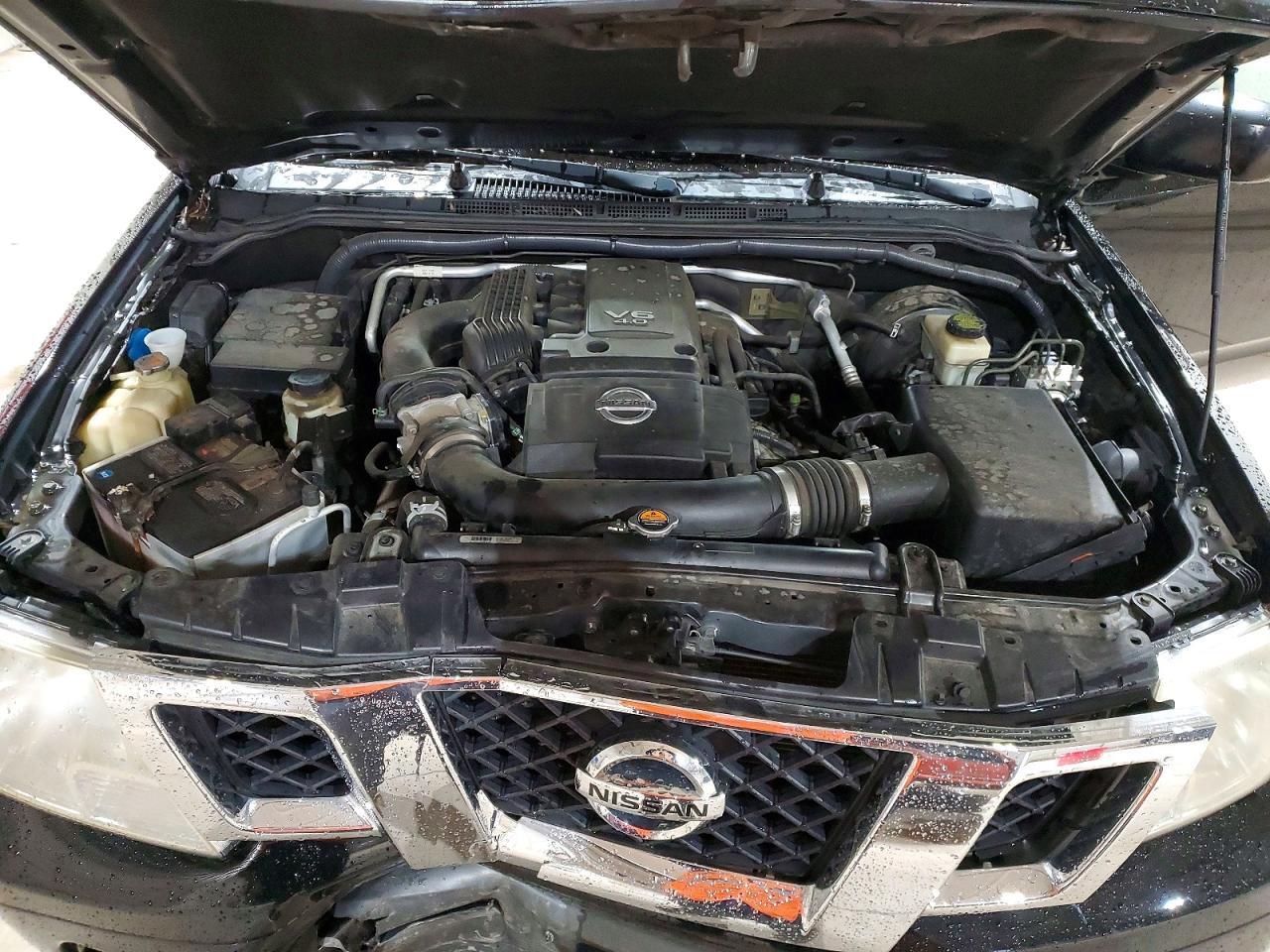 2014 Nissan Frontier SV V6
