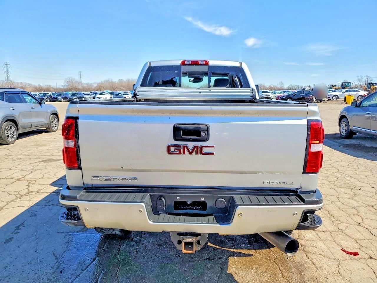 2018 GMC Sierra K2500 Denali
