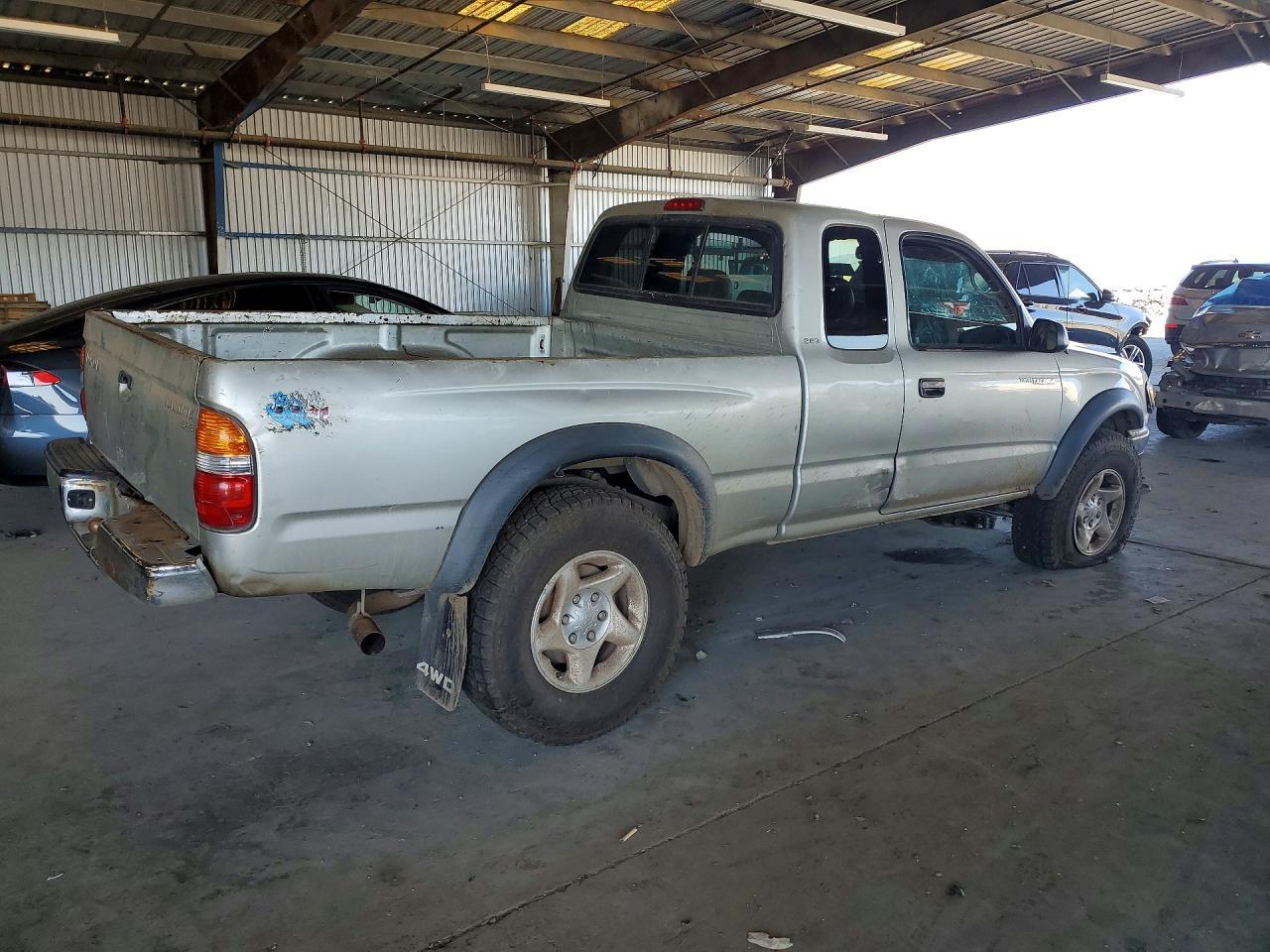 2004 Toyota Tacoma Base