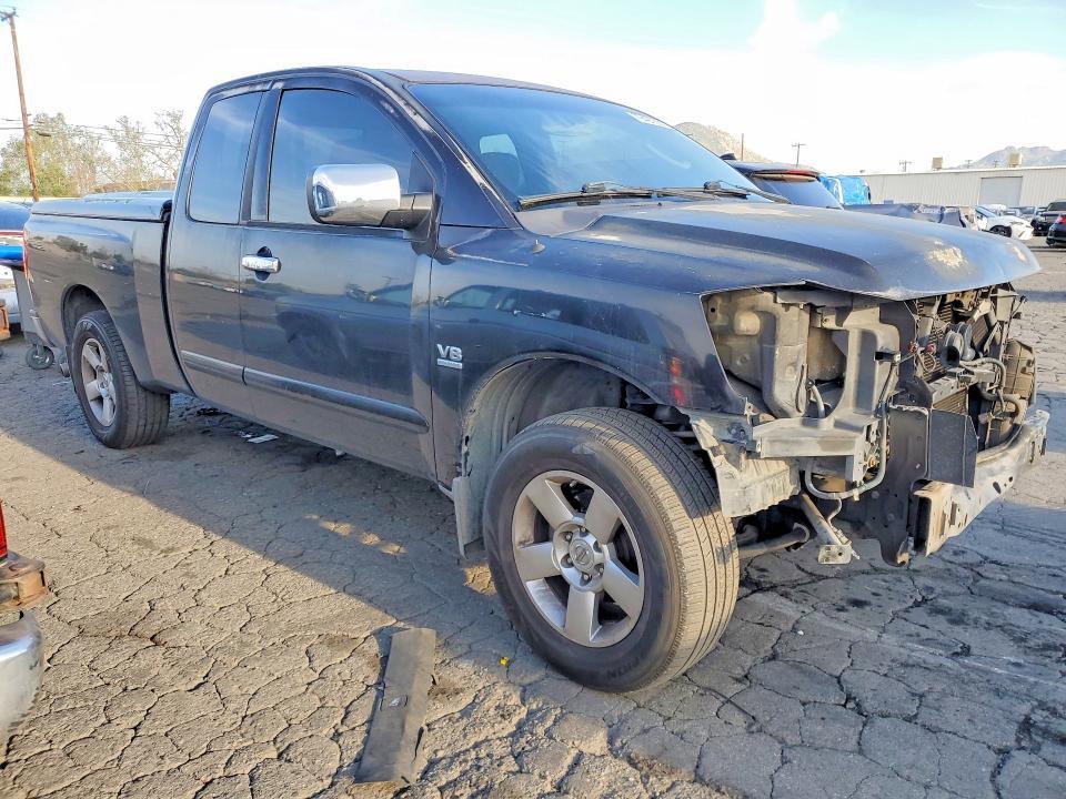 2004 Nissan Titan xe