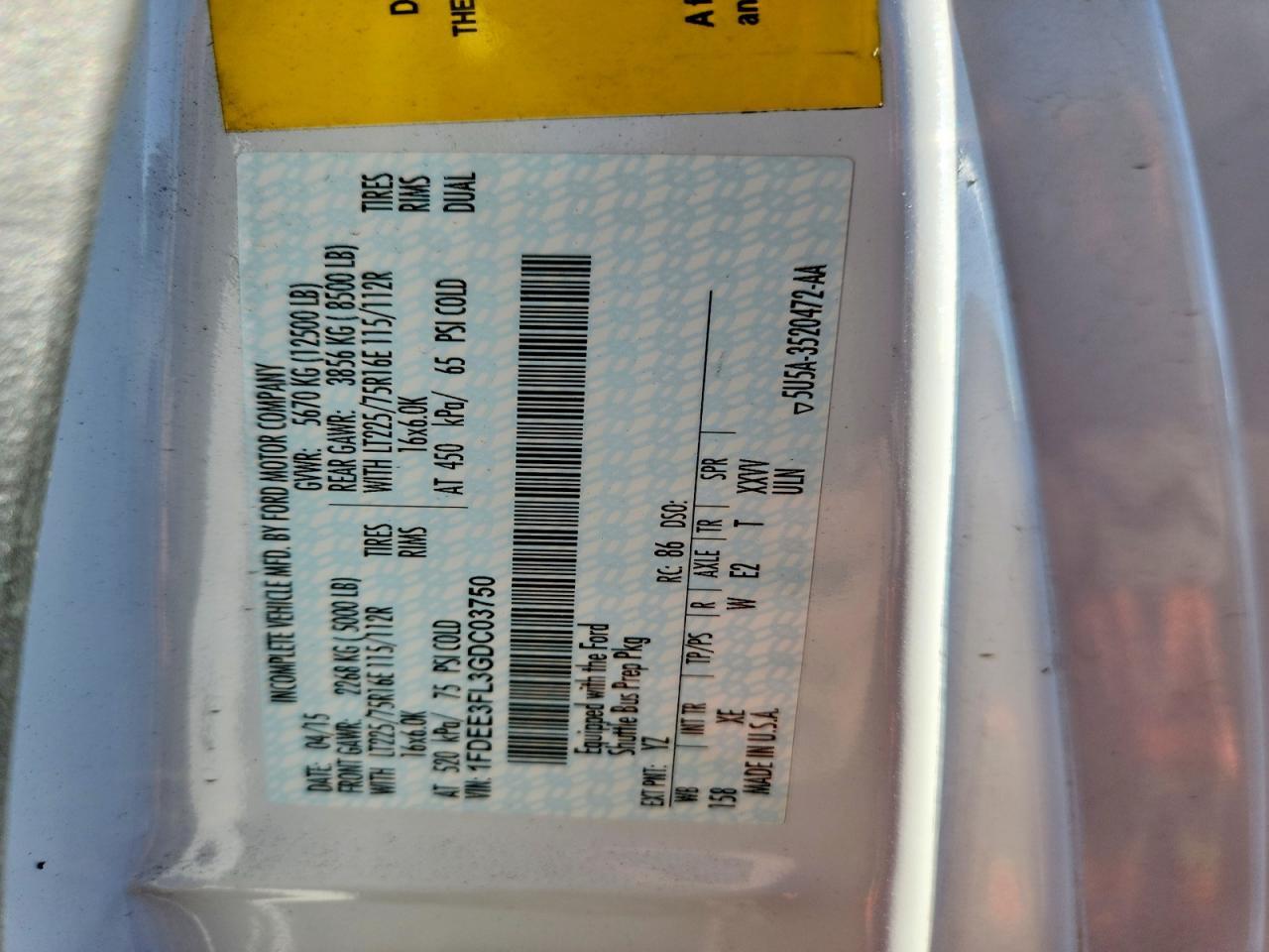 2016 Ford Econoline E350 Super Duty Cutaway Van