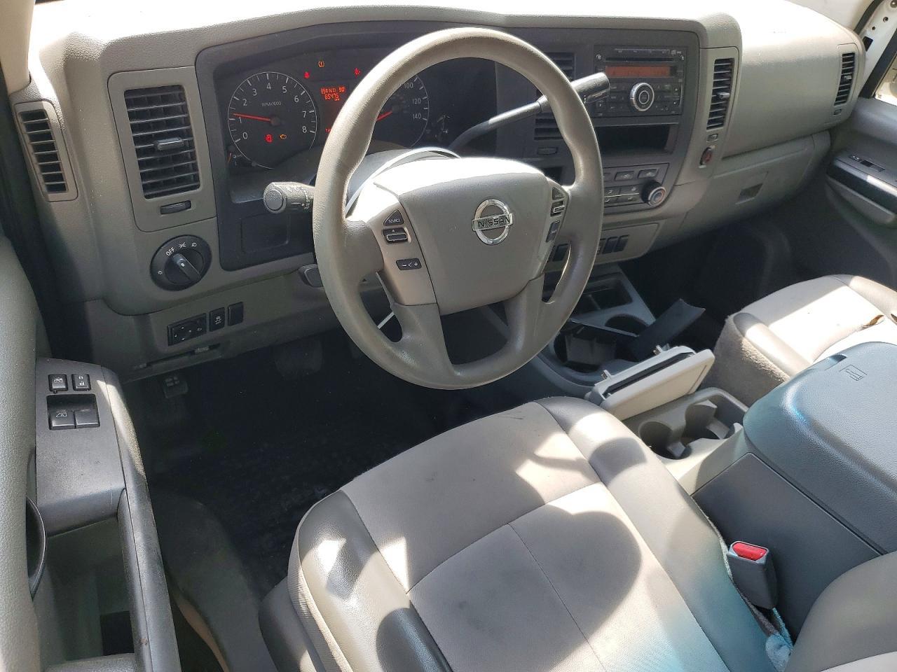 2017 Nissan NV 2500 HD SV