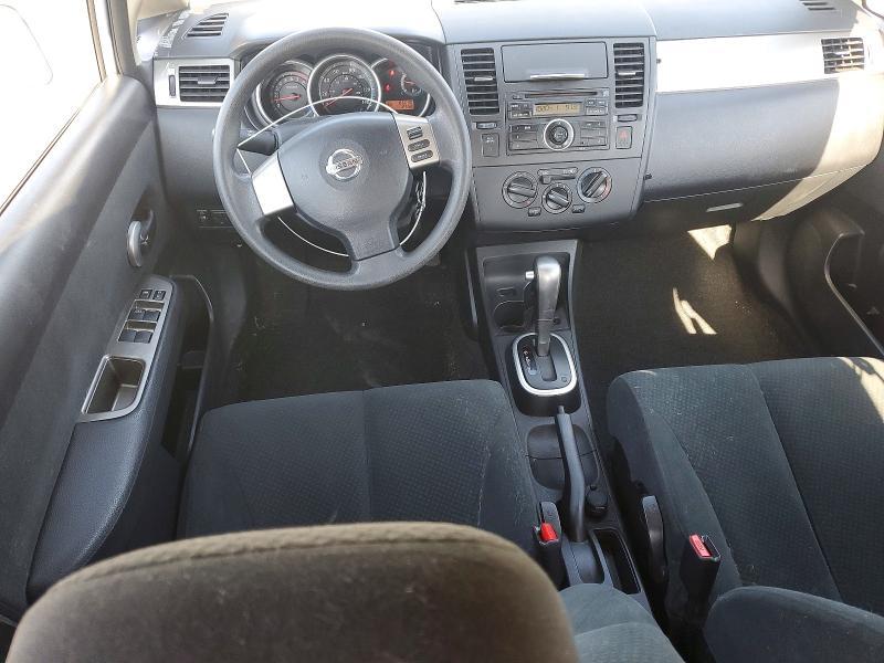 2011 Nissan Versa 1.8 s