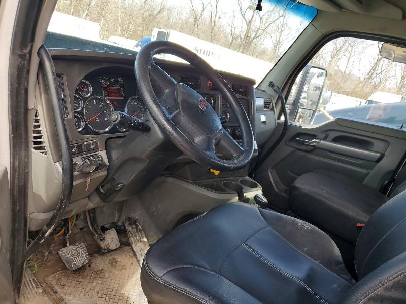 2019 Kenworth Construction T880