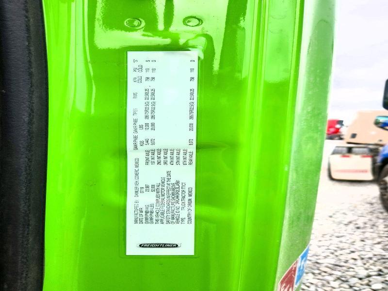 2020 Freightliner Cascadia 126