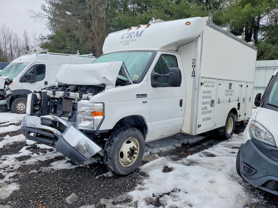 2019 Ford E350 Utility / Service Truck