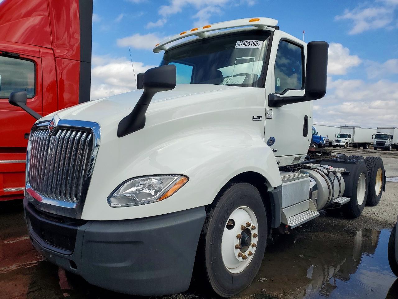 2019 International LT625