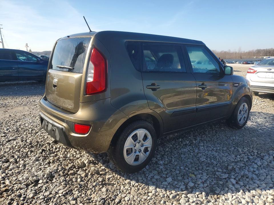 2013 KIA Soul Base
