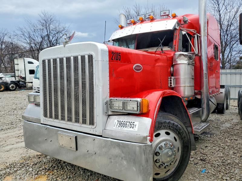 2003 Peterbilt Tractor 2003 Peterbilt 379 Semi Truck