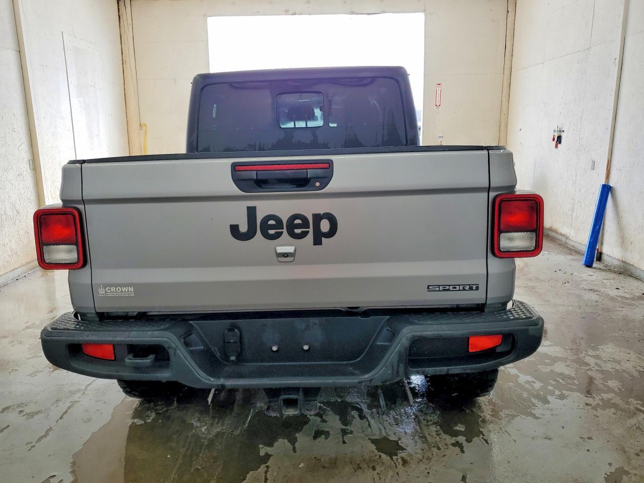 2020 Jeep Gladiator Sport