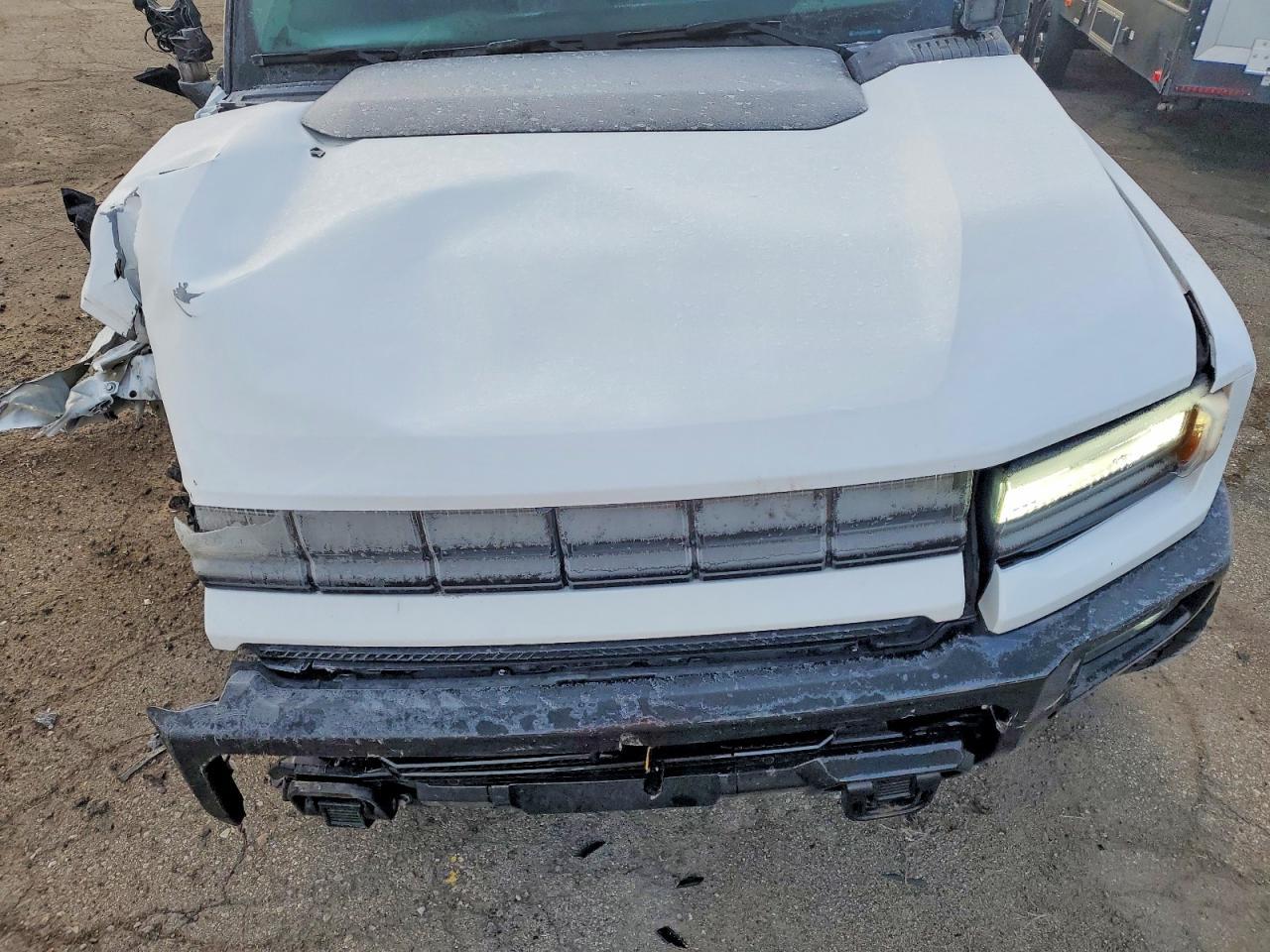 2022 GMC Hummer Pickup Edition 1