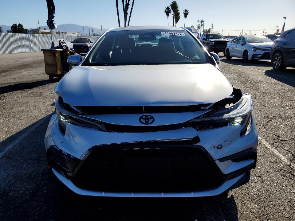 2025 Toyota Corolla se