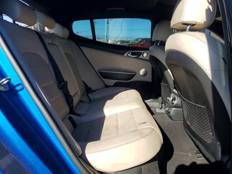 2018 KIA Stinger GT2