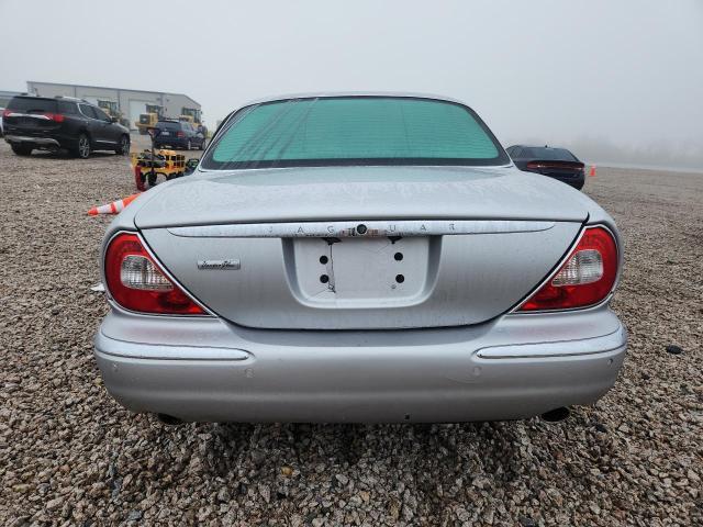 2004 Jaguar Vandenplas