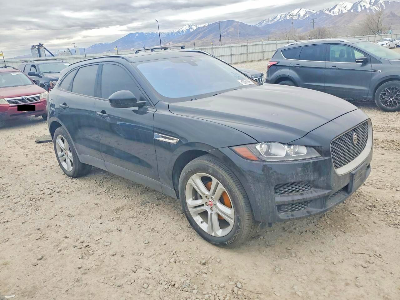 2017 Jaguar F-pace Premium
