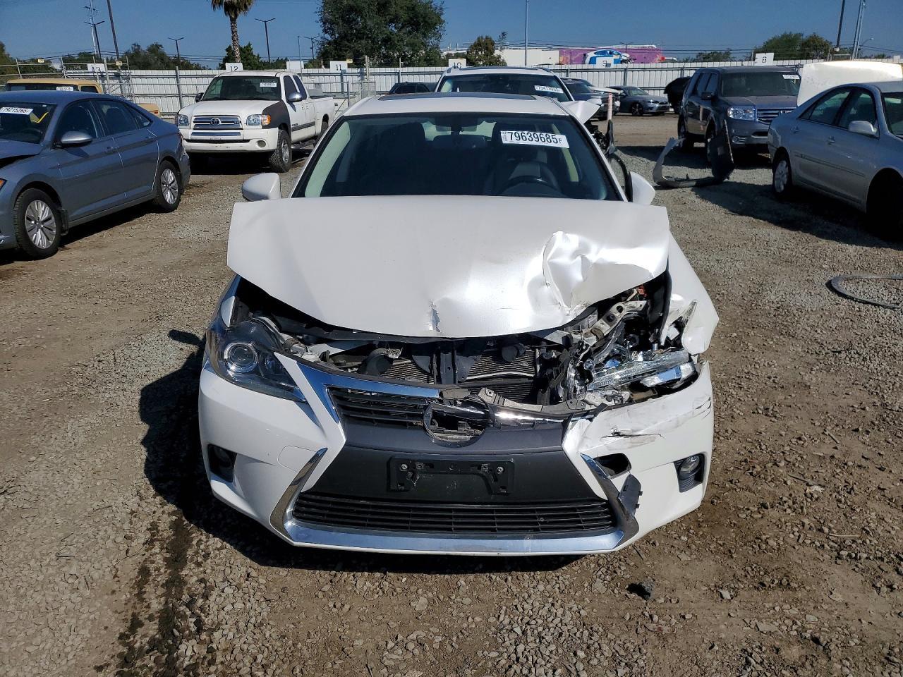 2017 Lexus Ct 200h Base