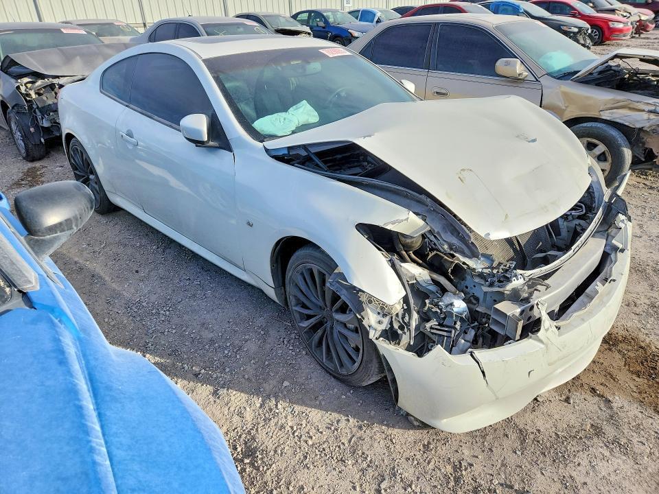 2015 Infiniti Q60 Journey