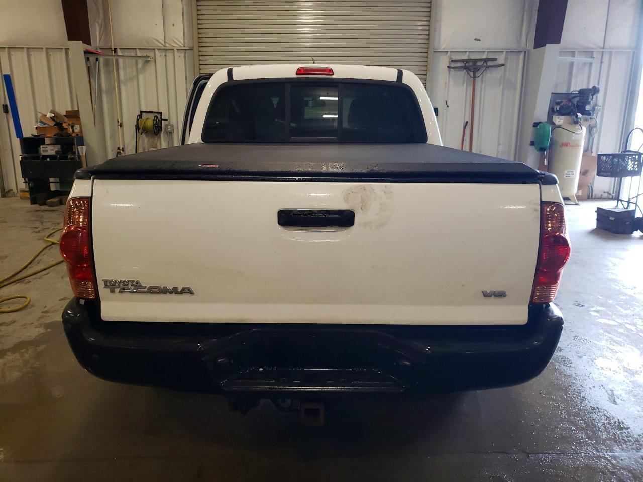 2015 Toyota Tacoma V6
