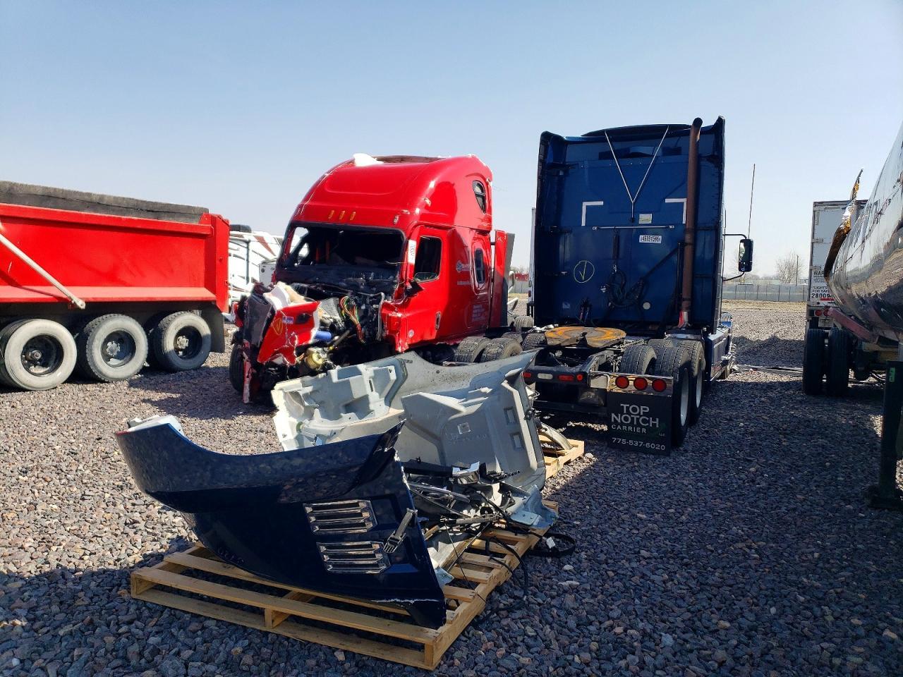 2019 Mack Anthem Semi Truck