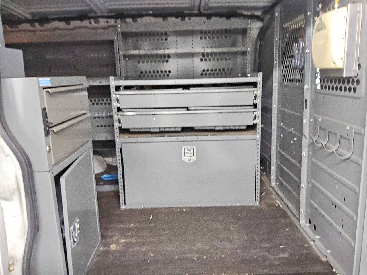 2013 Chev Express G2500