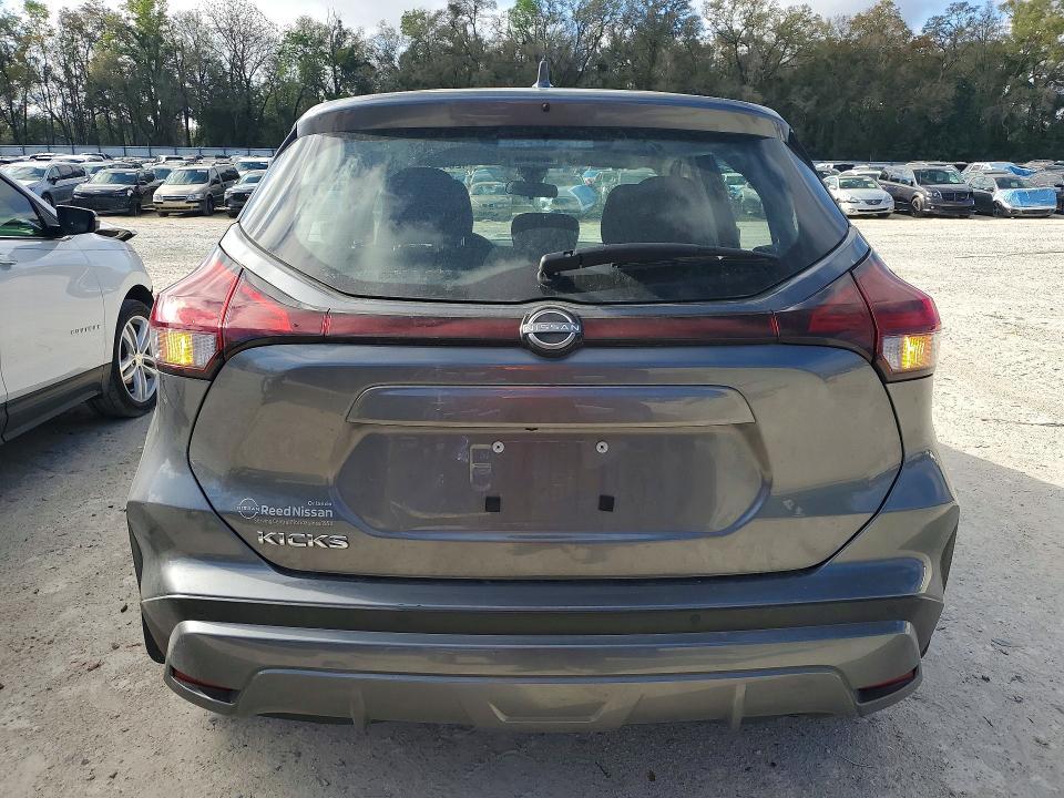 2024 Nissan Kicks s